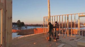 Подъем каркасных стен электро удочкой