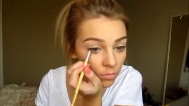 Макияж молодой девушки Модный макияж