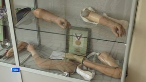 «Вести» побывали на предприятиях Уфы, где изготавливают протезы для раненых участников СВО