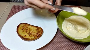 БУТЕРБРОДЫ СО ШПРОТАМИ | Очень простая и вкусная закуска на праздничный стол | ГРЕНКИ СО ШПРОТАМИ