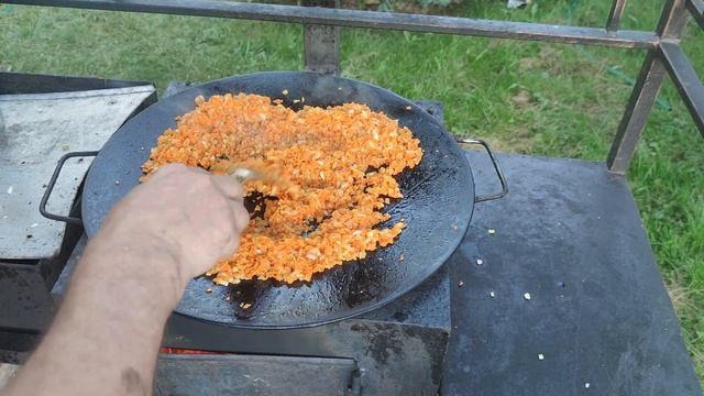 Икра овощная с жареными огурцами на зиму. смотреть онлайн