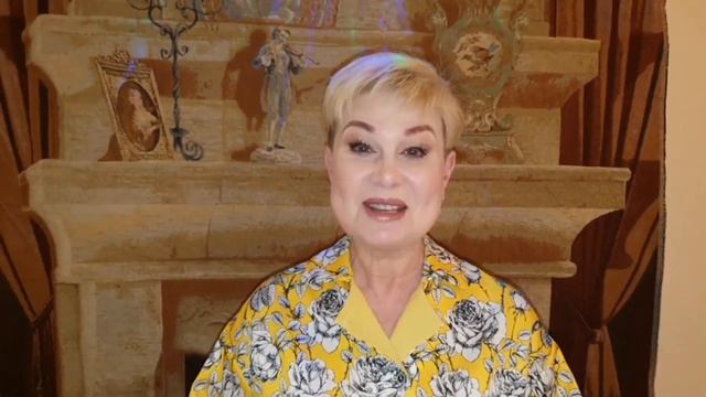 Заслуженная артиска РБ Елена Спиридович о Творческой мастерской эстрадного искусства "Хвілінка" смотреть онлайн