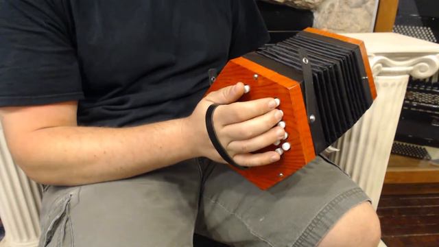 2199 - Sunburst Harmona Weltmeister Anglo Concertina A D M 20 $395 смотреть онлайн