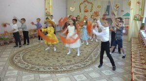 Вальс танец с листьями детсад Березка группа Ручеек Осенний утренник