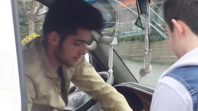 SİKTİR GİT LAN :D :D UMUT UZMA смотреть онлайн