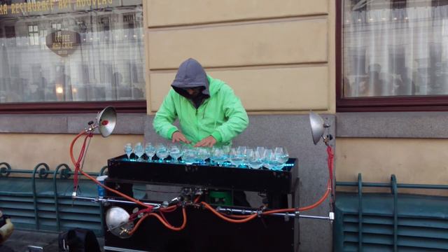 Street music of Prague. Singing glasses 2019/Уличная музыка Праги. Поющие бокалы 2019.