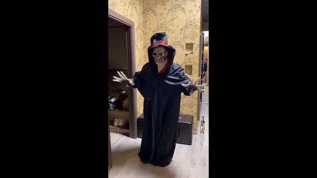 КАХА И СЕРГО - ДЕНЬ ПОЛИЦИИ, НОВАЯ СЕРИЯ, НОВЫЕ ПРИКОЛЫ смотреть онлайн