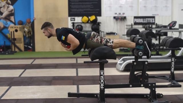 GHD экстензия задней поверхности бедра - GHD back and hip extension смотреть онлайн