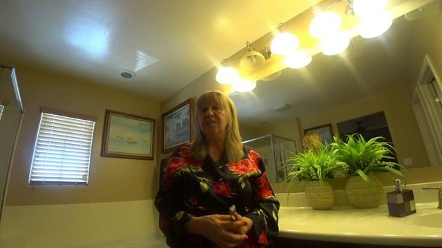 СРОЧНО! МАСЛО ЧАЙНОГО ДЕРЕВА - МОЙ ОПЫТ В ПРИМЕНЕНИИ. КАК УХАЖИВАТЬ ЗА ЗУБАМИ. смотреть онлайн