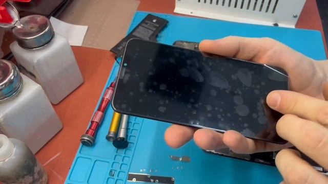Замена дисплея на iphone xs max и акб