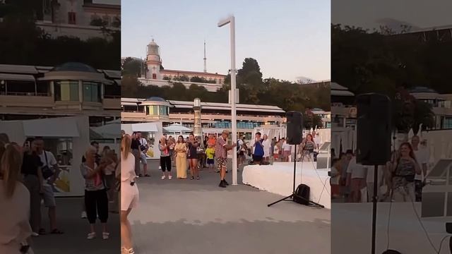 звезда Не саксофонистка