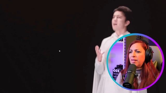 DIMASH CANTANDO EN ESPAÑOL | QUÉ ES LO QUE NO ENCAJA? | Vocal coach reaction & analysis смотреть онлайн