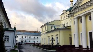 Колокольный звон в Свято-Екатерининском мужском монастыре