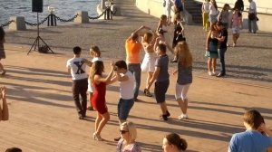 Танцы в Парке имени Горького