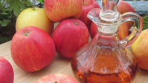Неумывакин: Почему Вы этого не знаете? Яблочный уксус способен воскресить кишечник, печень, почки..