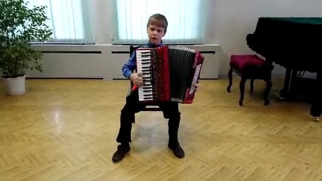 Варваринский Фёдор,1 класс,7 лет.С.Бредис"Маленькая кадриль",обр. Г.Бойцовой"Пойду ль я, выйду ль я смотреть онлайн