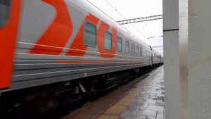 Поезд номер 37 сообщением Томск - Москва следует по о.п. "Первомайская"