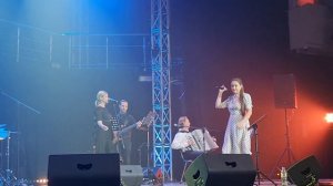 "А ты знай, знай" #алёнапетровская