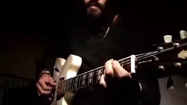 Ain't no sunshine guitar theme fingerstyle - Epiphone ES 345 demo sound смотреть онлайн