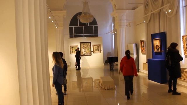Выставка Никаса Сафронова.  Exhibition Of Nikas Safronov.