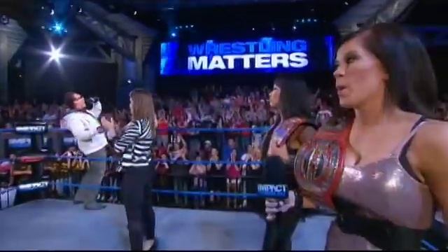 Madison Rayne Gets Demoted смотреть онлайн