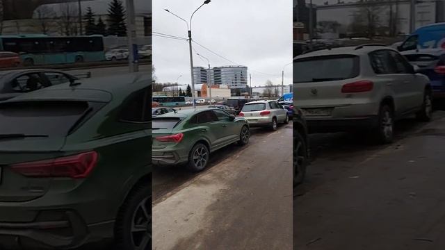 Audi q3 4DTFSI. Санкт-петербург. Метро Пионерская.