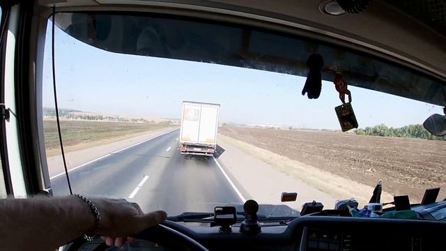 Почему не стоит идти работать дальнобойщиком. Вся правда