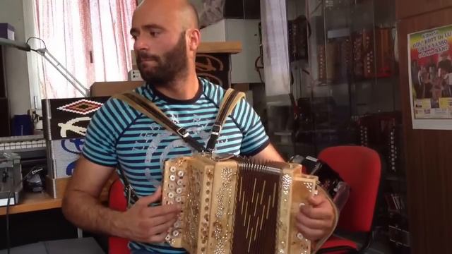 Tarantella medley organetto tonalita RE смотреть онлайн