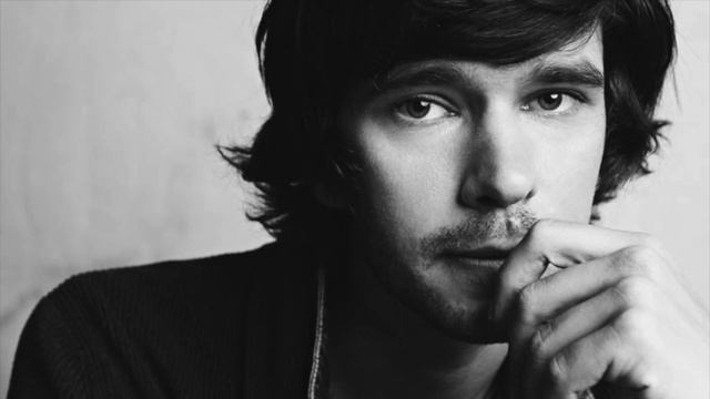 Ben Whishaw Reads Sonnet 75 by Edmund Spenser смотреть онлайн