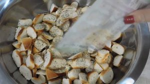 Простой Способ Сделать Очень Вкусные СУХАРИКИ за 5 МИНУТ в Домашних Условиях