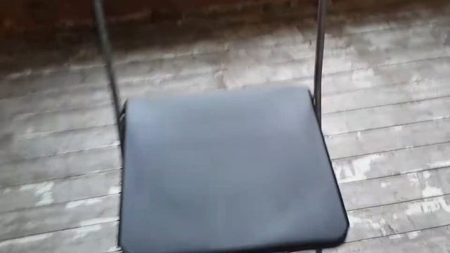 Стул складной, пластик, черный.