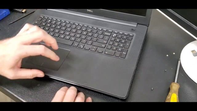 Dell Inspiron 17 3000 (3793) Laptop RAM Memory Upgrade X4 Plus an Intro to Crucial Memory Scan Tool смотреть онлайн