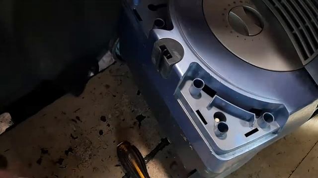 Пылесос PHILIPS FC 8440 - как разобрать? смотреть онлайн