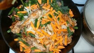 КРОЛИК С ОВОЩАМИ. Простой и вкусный рецепт кролика в сметане на сковороде!