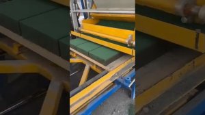 Работа модуля второго слоя на вибропрессе Рифей Буран 2А