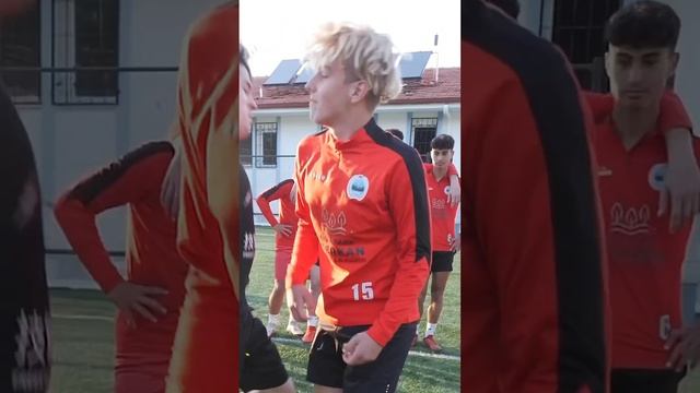 НЕ ПОНЯЛ ГДЕ МЯЧ ? смотреть онлайн