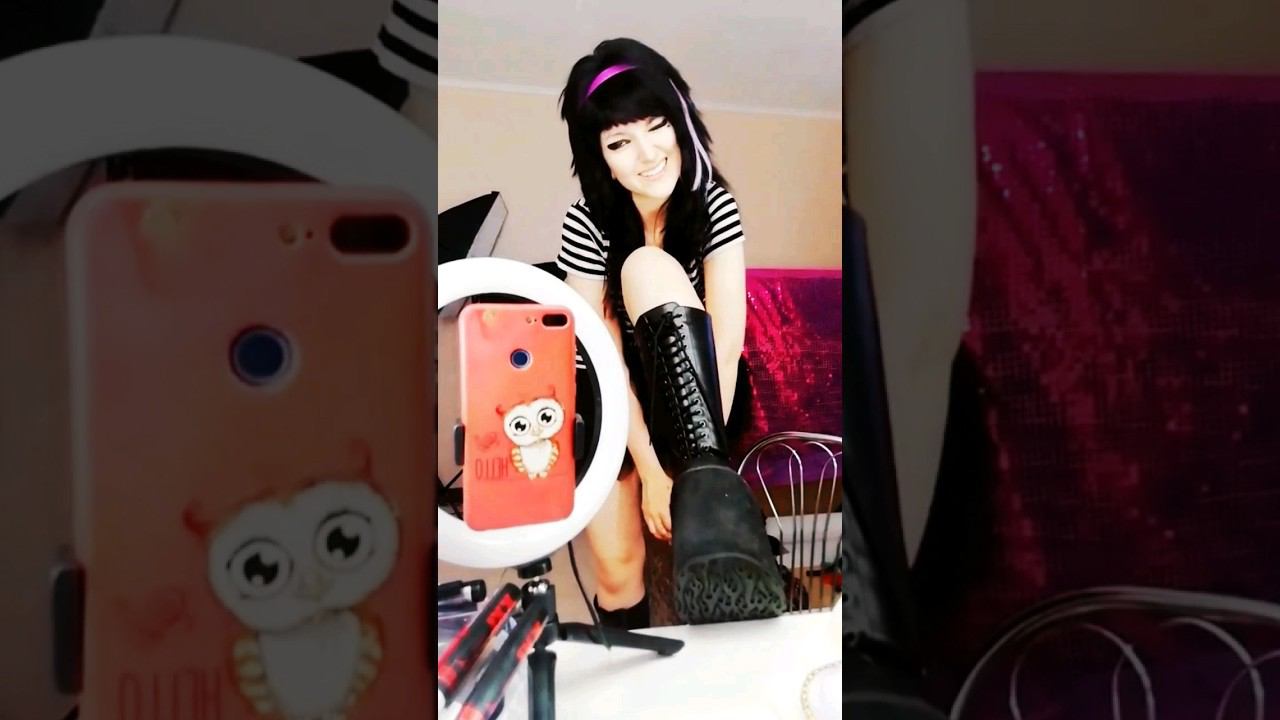 Demonia!!!!#alternativefashion #demonia #gothicstyle смотреть онлайн