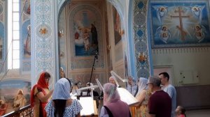 "Достойно есть" глас 5 (подобен "Радуйся, живоносный Кресте") Регент Ирина Филатова.