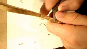 Как вырезать красивую ручку. Резьба по дереву на лопатке для жарки.