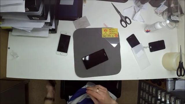 Наклейка защитного стекла Sony Xperia Z3 Compact в сервис центре xFix смотреть онлайн