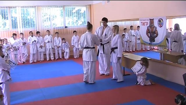 Закрытие сезона 2010-2011.avi смотреть онлайн