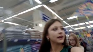 искупались  в фонтане