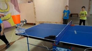 Робот для настольного тенниса, самодельный. Homemade table tennis robot.