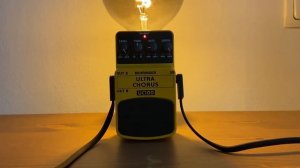 Behringer Ultra Chorus UC100 | 15$ Guitar Pedal Demo
