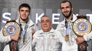 Вернулись с победой: как российских спортсменов встретили после триумфа на ЧМ по боксу