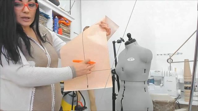 Работа с лекальным устройством. Строим выкройку для лекального устройства смотреть онлайн