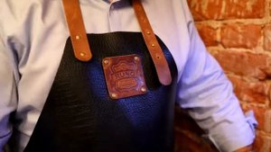 Шеф-повар Евгений Тимофеев и фартук из кожи