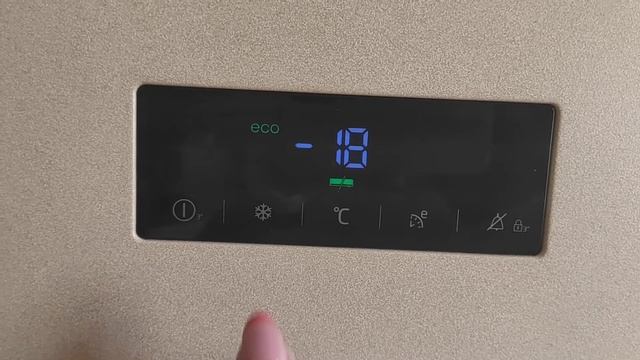 Морозильник Beko FNKW 290E21 SB все функции смотреть онлайн