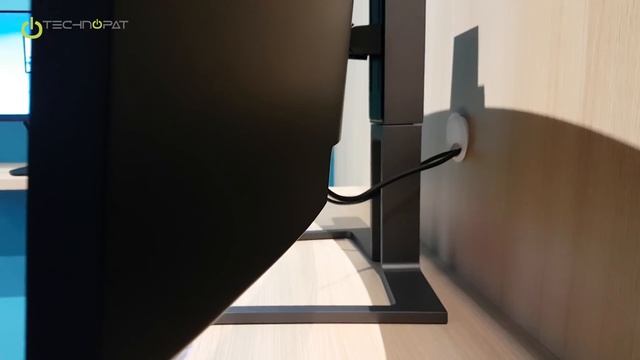 5K Çözünürlüklü Dev Philips Monitör - IFA 2018 смотреть онлайн