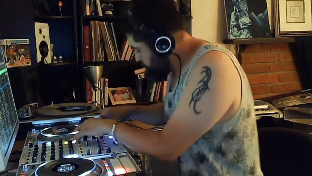 The Hybird Lab by Deejay Av from the Oc Live Stream Open Format Mixxin смотреть онлайн